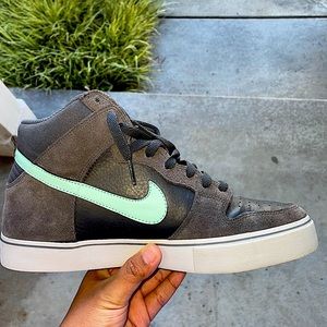 Nike Hightop Dunks LR